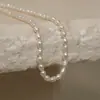 Colar de Pérolas de Água Doce em Grão de Arroz para Mulheres, Acessório Estilo Francês, Corrente para Clavícula, Corrente Elegante em Grão de Arroz de Celebridade da Internet, Corrente de Pescoço com Design