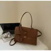 Bolsa Tote Casual Retrô Transfronteiriça para Mulheres 2025 Outono Nova Tendência Grande Capacidade Estilo Estrangeiro Luxo Leve Ombro Único Transversal