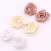 Fita de brocado de poliéster pequena de 1,5 cm cabeça de flor rosa acessórios de vestuário acessórios de vestuário acessórios de flor de nylon feitos à mão