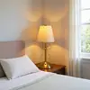 Lámpara de Mesa de Lujo con Lazo y Pantalla de Tela Plegada, Lámpara de Mesita de Noche Estilo Ins para Habitación de Niña, Luz Nocturna con Atmósfera de Alojamiento