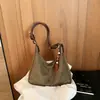 Bolso de Mujer Color Sólido Versátil de Moda 2026 Nuevo Elegante Retro Gran Capacidad Moda Nicho Personalidad Bolso de Hombro Tote