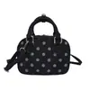 Bolso pequeño cuadrado de lunares lindo estilo coreano para mujer, bolso de mano de moda, nuevo modelo 2026, bolso simple de hombro y cruzado para el día a día