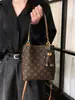 Bolso tipo cubo versátil de alta gama con estampado retro para mujer, modelo nuevo 2026, de alto valor, lujo ligero, para el trabajo, de hombro, cruzado