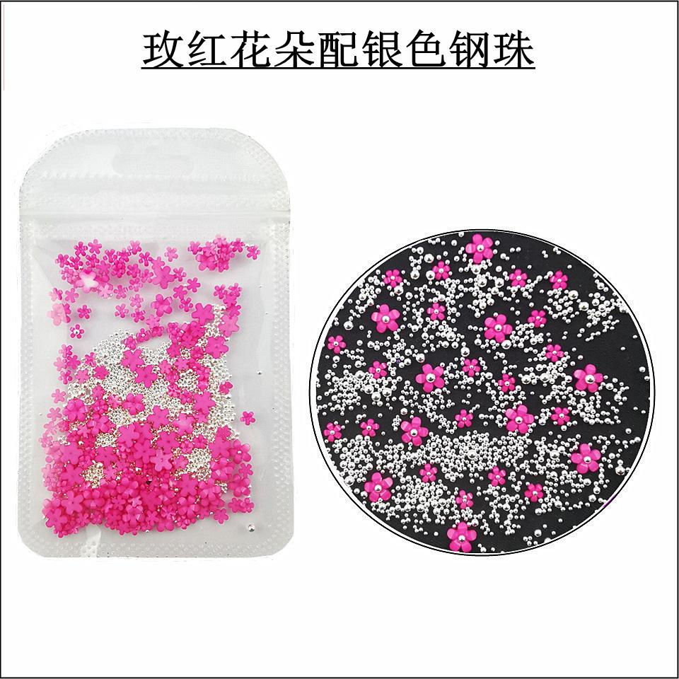 玫红花朵配银色钢珠
