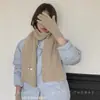 Conjunto de Dos Piezas de Bufanda y Guantes para Mujer Invierno 2025 Nuevo Blanco Tejido de Lana Engrosado Bufanda Versátil Cálida para Ropa de Trabajo