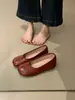 2026 Novo Modelo Sapatilhas de Ballet com Dedos Separados que Aumentam a Altura para Mulheres, Sapatos Slip-On com Dedos de Porco, Sapatos de Salto Baixo Únicos, Versáteis e Elegantes