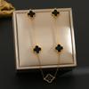Moda de Celebridad de Internet Collar de Acero de Titanio con Cinco Flores de Nácar de Doble Cara para Mujer Chapado en Oro Verdadero de 18K Cadena de Clavícula de Trébol de Cuatro Hojas que No Se Desvanece
