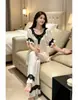 Conjunto de Pijama de Seda Helada para Mujer con Almohadillas en el Pecho y Encaje, Se Puede Usar Afuera, Nuevo Estilo 2026, Estilo Puro Deseo, Conjunto Cómodo de Ropa de Casa de Seda