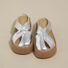 Pantuflas de cuña hueca Baotou para mujer para uso exterior 2025 verano nuevo estilo francés elegantes sandalias planas