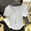 Camiseta Feminina de Manga Curta com Decote V Estilo Americano Foto Real Verão 2025 Nova Cor Sólida Estilo Coreano Ajustada Interna Cinturada Manga Média
