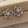 Brincos de Flor de Zircônia Simples e Modernos, Gentis e Elegantes, Design Único, Brincos Deslumbrantes para Mulheres