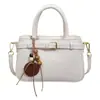 Nova Moda Elegante e Requintada Bolsa de Mão Outono 2026, Simples e Estilosa Bolsa de Ombro Casual Portátil de Alto Valor para Mulheres