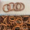 Anéis/ganchos de madeira coloridos de 4cm na cor café para acessórios DIY, incluindo anéis para pendurar, fivelas para bolsas e argolas para cortinas. Venda direta da fábrica.