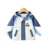 Nuevo Abrigo de Primavera y Otoño para Niños, Cortavientos con Capucha Color Block para Niños, Elegante Chaqueta de Bebé con Bordado de Dinosaurio