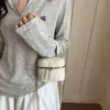 2026 Nova Bolsa de Mão/Ombro/Transversal Tendência Bordada Caixa Moda Grande Capacidade Estilosa Padrão Diamante Corrente para Mulheres