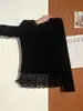 Camisa Base de Encaje para Mujer 2025 Nuevo Estilo, Top de Manga Larga de Alta Gama para Otoño e Invierno, Diseño Elegante y Dulce de Corte Ajustado