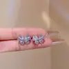 Pendientes Exquisitos de Zirconia en Forma de Corazón y Mariposa, Súper Brillantes, de Alta Gama, Lujo Ligero, Pendientes de Personalidad Única, Pendientes Versátiles