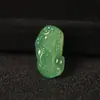 Pingente de Pixiu de Ágata Calcedônia Pingente de Chaveiro de Calcedônia Branca Natural Colar para Homens e Mulheres em Estoque Atacado