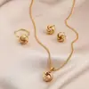 Colar com Pingente Novo Transfronteiriço Joias Colar Design de Temperamento Brilho Leve Brincos Colar Conjunto de Joias com Pérola Artificial Atacado