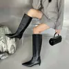 Botas Altas de Punta Afilada de Moda para Mujer Invierno 2026 Nuevo Estilo Tacón de Aguja Tacón Medio Sexy Versátil Adelgazantes Botas Altas