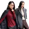 Camisa básica feminina de lã e acetato com gola alta sobreposta, top de malha liso slim-fit, top pulôver simples de Liocel 7026