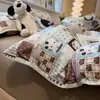 Juego de Cuatro Piezas de Algodón de Gasa Fresca de Múltiples Capas Estilo Ins, Juego de Tres Piezas de Funda Nórdica de Gasa Arrugada Tejida a Máquina con Borde de Concha Grado A