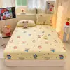 Sábana bajera de algodón para cama individual estilo Crayon Shin-chan, sábana de cama de estilo lindo, universal para todas las estaciones, protector de sábana, venta al por mayor transfronteriza