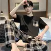 Novo Conjunto de Pijama Masculino de Manga Curta e Calça Longa para Verão Fino Juvenil Masculino Pode Ser Usado Fora Solto Tamanho Grande Conjunto de Roupa para Casa