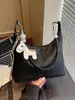 Bolso Pequeño de Textura Mate para Mujer 2025 Nuevo Estilo Versátil Retro Bolso Cruzado de Viaje Moda