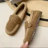 Mocasines cálidos para mujer para usar al aire libre, nuevo estilo 2026, de suela plana, forrados de felpa, sin cordones, retro, zapatos gruesos de algodón para invierno