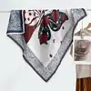 Pañuelo cuadrado de terciopelo de doble cara, dos tonos, estampado de leopardo, de alta gama, vintage de los 90, chal cálido para mujer, pañuelo de cuello de lujo ligero