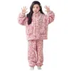 Pijama de inverno para meninas do ensino fundamental, estilo novo, fleece de coral, design de desenho animado, com zíper, gola alta, conjunto quente, flanela