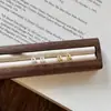 Nuevos Pendientes de Herradura en Forma de U Escarchados Retro para Mujer Mini Pequeños y Exquisitos Moda Personalizada Versátiles Pendientes Refrescantes