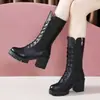 Botas Chelsea de Salto Grosso Femininas Botas de Cano Médio Femininas Novo Estilo Outono/Inverno 2026 Estilo Britânico Sapatos Femininos Versáteis Celebridade da Internet Botas de Cano Curto com Forro de Veludo