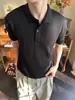 Camiseta de punto henley de manga corta con rayas verticales en relieve para verano para hombres y mujeres, top de punto vintage Cleanfit con cuello camisero, moderno