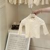Camiseta de Ropa para Niños y Niñas de Primavera y Otoño Estilo Occidental para Bebés Marca de Tendencia Personalizada Estilo Coreano Borde Acar Cuello Semi-alto Base de Onda de Puntos Camiseta