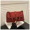 Bolso Nuevo Vintage Estilo Baguette de Nicho para Hombro para Mujer, Nuevo Modelo 2026, Bolso Cuadrado Pequeño con Acabado de Alta Gama, Versátil Bolso Cruzado y de Hombro