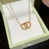 Collar con Colgante de Corazón Nuevo Simple Exquisito Estilo Coreano Cadena para Clavícula de Acero de Titanio Versátil de Lujo Ligero de Nicho de Gama Alta