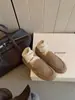 Versión de Lana 2025 Nuevos Zapatos Perezosos de Piel Redondos para Mujer Mocasines Estilo Old Money Forrados de Lana Zapatos Cálidos de Algodón Forrados de Lana