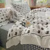 Conjunto de cuatro piezas de encaje de algodón puro estilo princesa coreana, conjunto de tres piezas de funda de edredón para dormitorio de algodón lavado estilo fresco y cremoso de Instagram