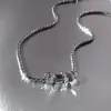 Colgante de aleación Estilo minimalista neutro Collar con colgante redondo para mujer Lujo ligero Diseño de nicho Moda moderna de alta gama Ins