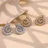 Pendientes de Acero Inoxidable Chapados en Oro de 18K con Perlas y Circonitas, Diseño de Nicho de Personalidad de Temperamento Europeo y Americano