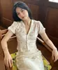 Suave y elegante, estilo europeo y americano relajado, top cómodo y chic de estilo francés, camisa blanca de mujer de nicho, moderna y a la moda