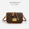 Bolsa Pequena de Luxo para Mulheres 2026 Novo Modelo Leve Luxo Retrô Monograma Pequena Quadrada Bolsa de Trabalho Feminina Bolsa de Ombro Único Transversal