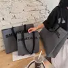 Bolsas de Mano No Tejidas para Tienda de Ropa Correas Engrosadas Ropa de Mujer Regalo Bolsas de Empaque para Compras Bolsas de Regalo Venta al por Mayor