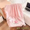 Lindo Juego de Tres Piezas de Toallas de Baño para Adultos, Absorbente, Secado Rápido, Toalla de Baño que No Suelta Pelusa, Toalla tipo Bata de Felpa Coralina Sin Algodón