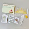 Set de Tenedor Cuchillo Plato Desechables para Pastel Envío Envuelto en Película Caja de Regalo para Fiesta de Cumpleaños Juego de Cinco Piezas Vajilla para Mesa de Pastel