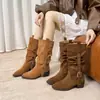 Botas de cowboy western estilo retrô para mulheres com fivela de cinto, cano alto, salto grosso, botas empilhadas que afinam
