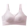 Sutiã sem costura com bojo fixo para mulheres com seios grandes, projetado para minimizar o tamanho do busto, fornecer suporte, prevenir o transbordamento lateral e prevenir a flacidez. Disponível em tamanhos grandes, este sutiã esportivo oferece sustentação e suporte