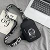 Bolso de Pecho de Moda Personalizado para Hombres y Mujeres Nylon Ligero Deportivo Cruzado Bolso de Hombro con Estampado de Chico Musical para Teléfono Móvil